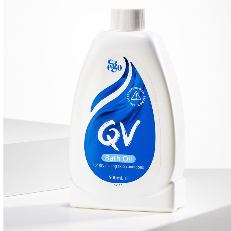 كيو في زيت استحمام للبشرة الجافة والمصابة بالحكة QV Bath Oil for Dry and Itchy Skin